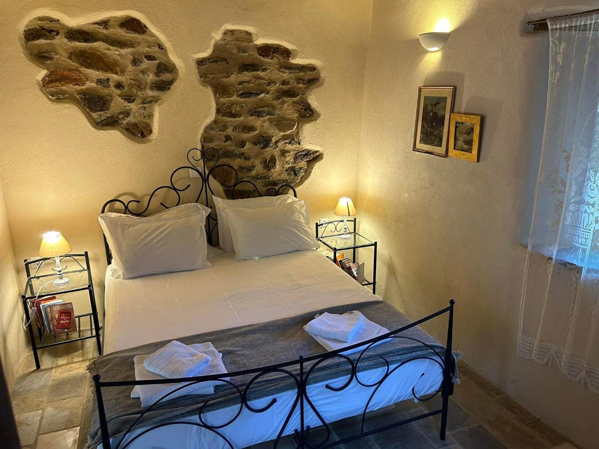 Guesthousekamara Монемвазия Экстерьер фото
