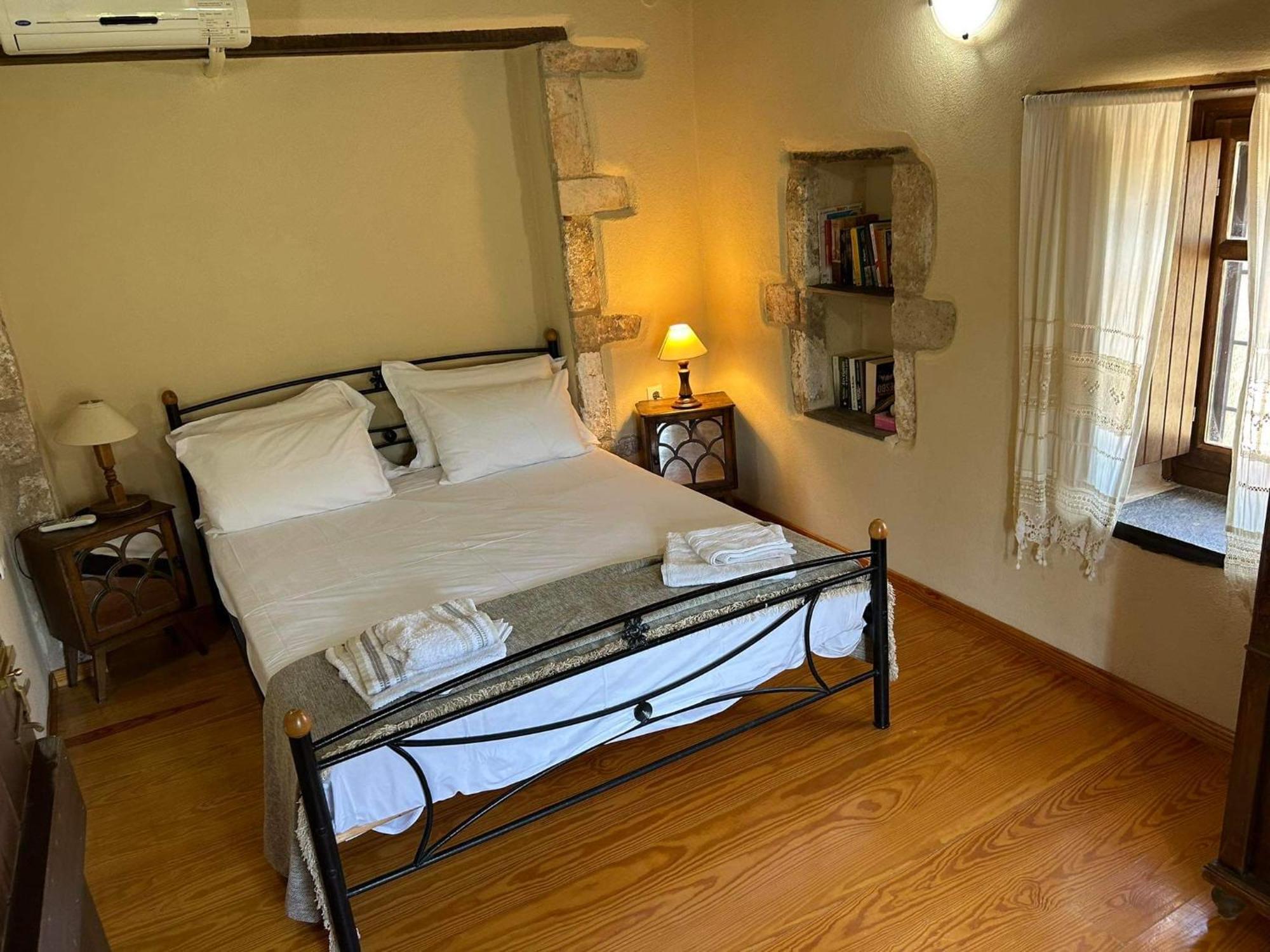 Guesthousekamara Монемвазия Экстерьер фото