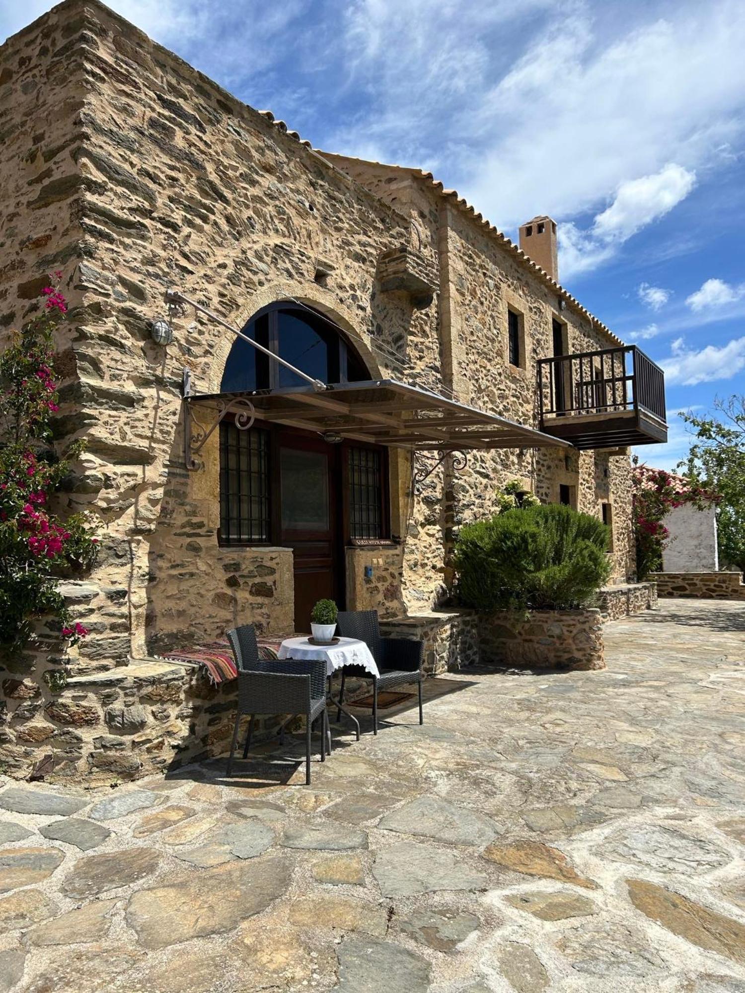 Guesthousekamara Монемвазия Экстерьер фото