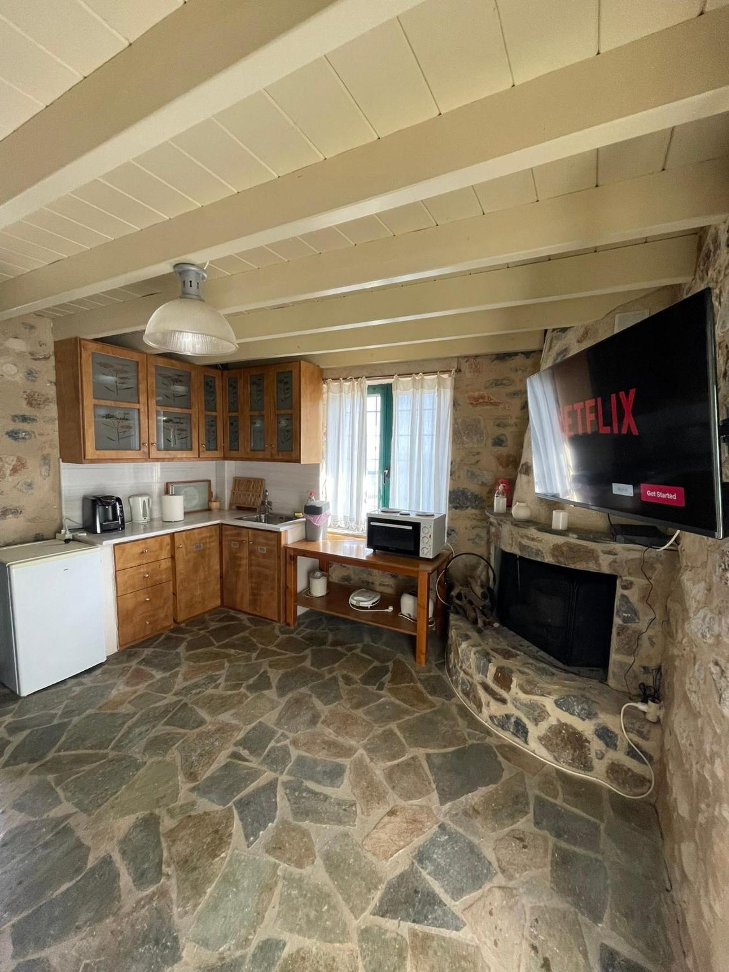 Guesthousekamara Монемвазия Экстерьер фото